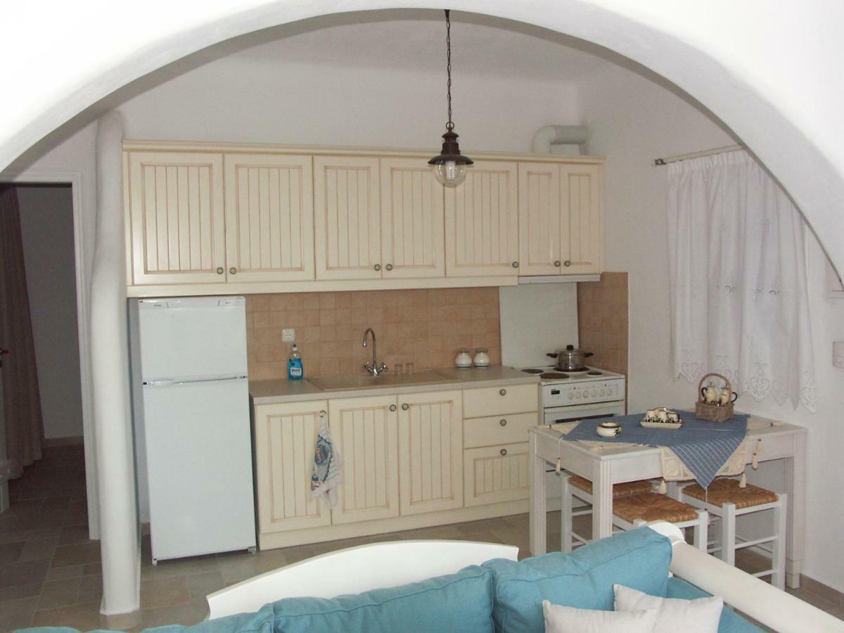 Apartament Karades Houses Poseidon 75M2 Pláka Zewnętrze zdjęcie